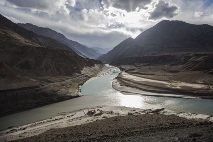 Indus River Drying Up: 1.2 Million Displaced in Pakistan’s Water Crisis