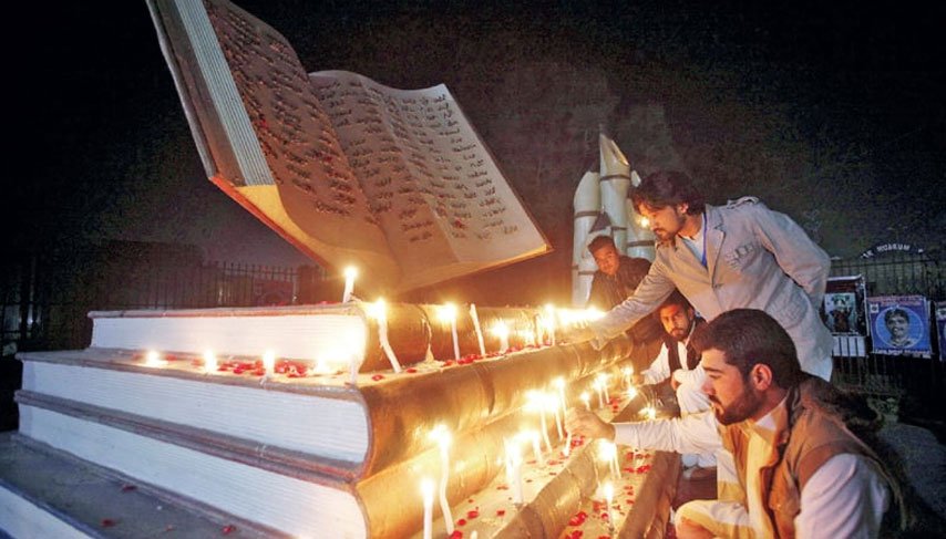 21447653171734252499 Wolf Times